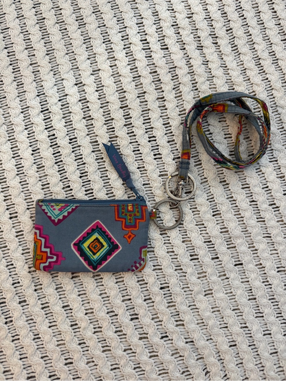 Vera Bradley Painter Medallions Gray Wristlet Keychain Wallet Removable Lanyard